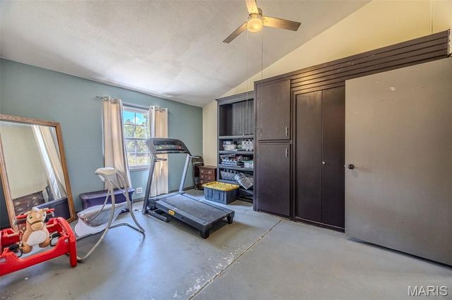 29385 Highway AA, Lebanon, MO 65536