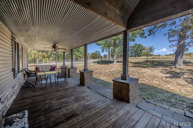 29385 Highway AA, Lebanon, MO 65536