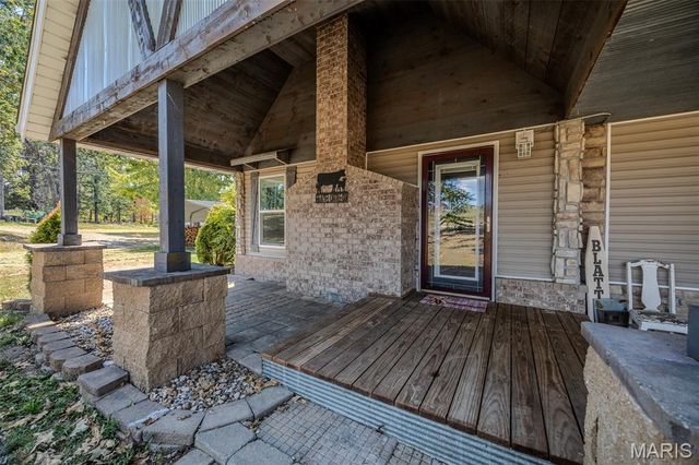 29385 Highway AA, Lebanon, MO 65536