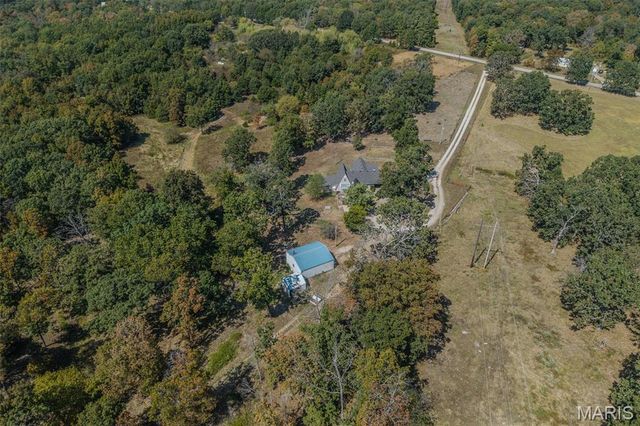 29385 Highway AA, Lebanon, MO 65536