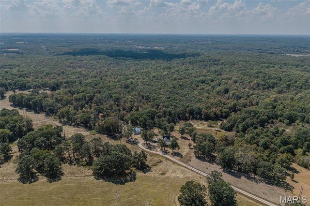 29385 Highway AA, Lebanon, MO 65536