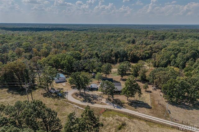 29385 Highway AA, Lebanon, MO 65536