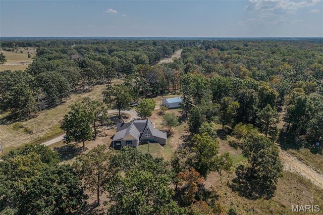 29385 Highway AA, Lebanon, MO 65536