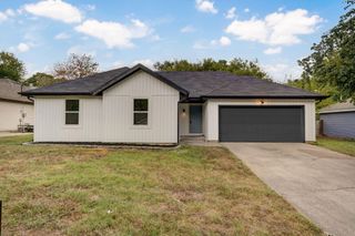2859 West Cherokee Street, Springfield, MO 65807