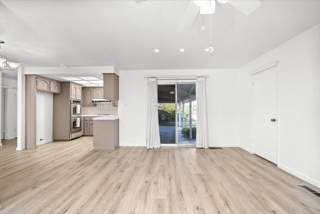 3913 Hillsboro Ct, Modesto, CA 95356