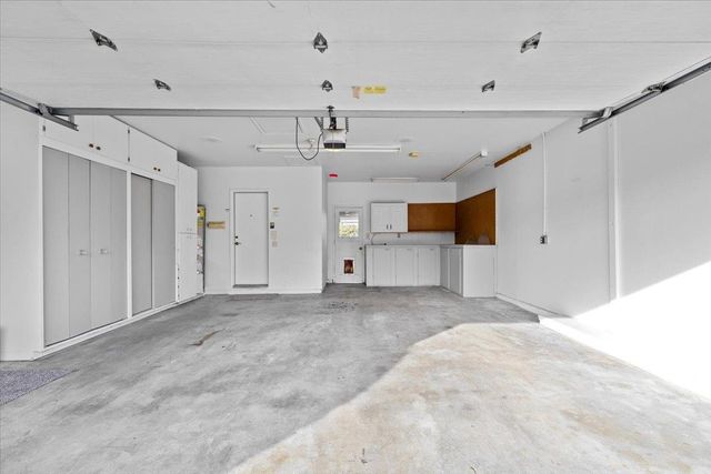 3913 Hillsboro Ct, Modesto, CA 95356