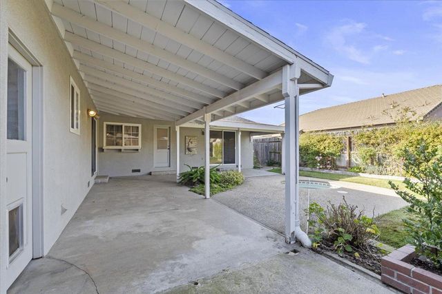 3913 Hillsboro Ct, Modesto, CA 95356