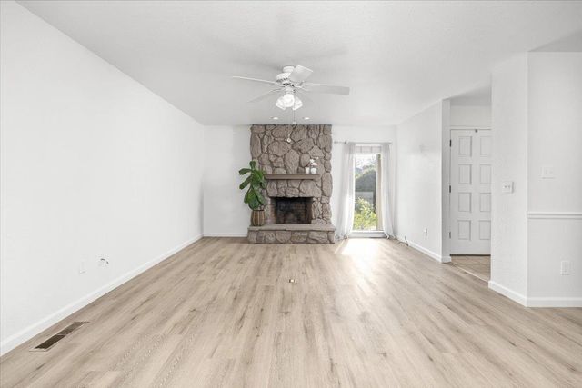 3913 Hillsboro Ct, Modesto, CA 95356