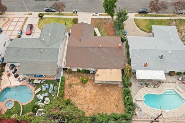 6451 Franrivers, West Hills, CA 91307