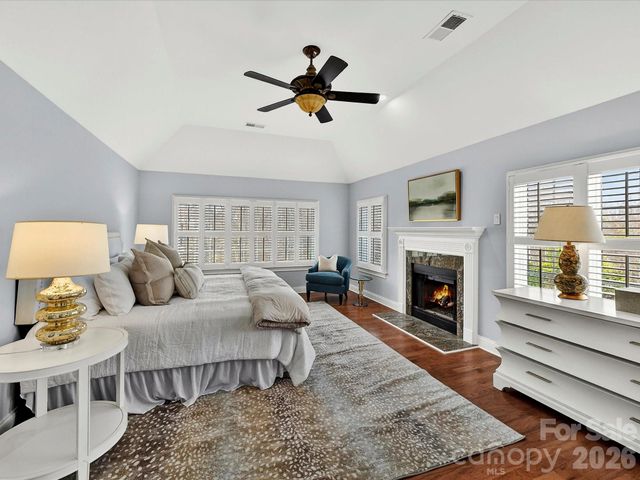 1805 Mt Isle Harbor Drive, Charlotte, NC 28214