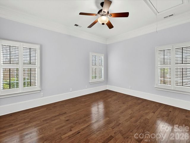 1805 Mt Isle Harbor Drive, Charlotte, NC 28214