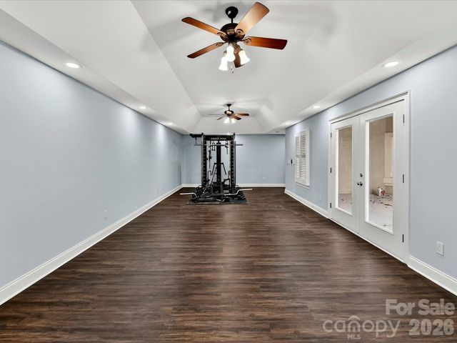 1805 Mt Isle Harbor Drive, Charlotte, NC 28214