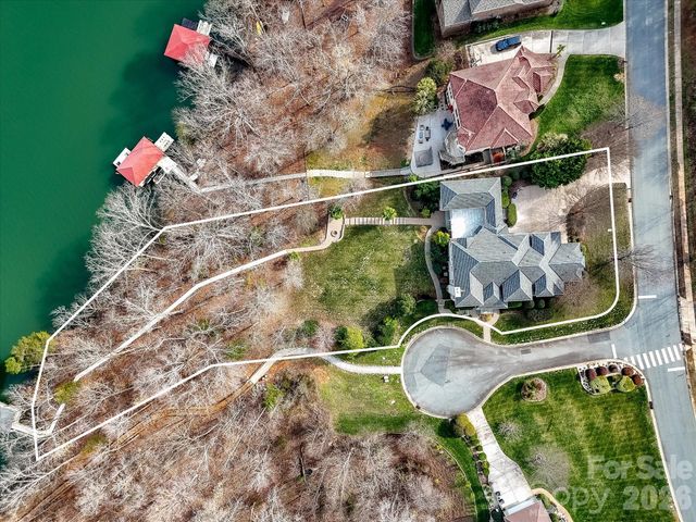 1805 Mt Isle Harbor Drive, Charlotte, NC 28214