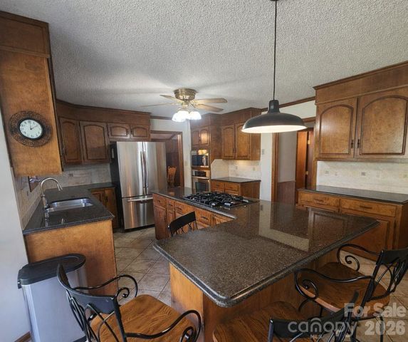 610 Landers Chapel Road, Lincolnton, NC 28092