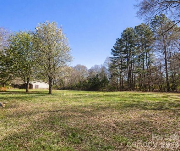610 Landers Chapel Road, Lincolnton, NC 28092