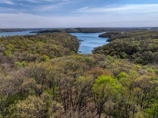 Mundell Road, Eureka Springs, AR 72631
