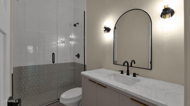 4060 E CANYON Way, Chandler, AZ 85249