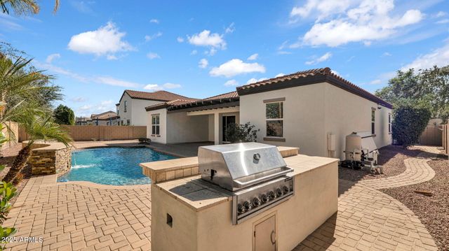 4060 E CANYON Way, Chandler, AZ 85249