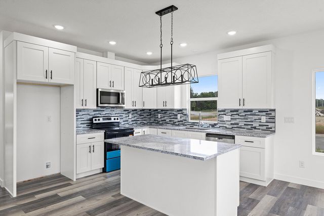 496 Bailiwick Drive, Rogersville, MO 65742