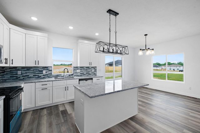 496 Bailiwick Drive, Rogersville, MO 65742