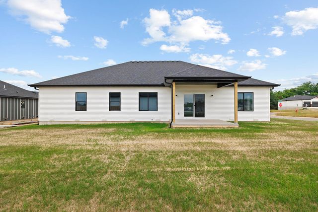 496 Bailiwick Drive, Rogersville, MO 65742