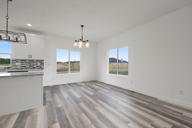 496 Bailiwick Drive, Rogersville, MO 65742