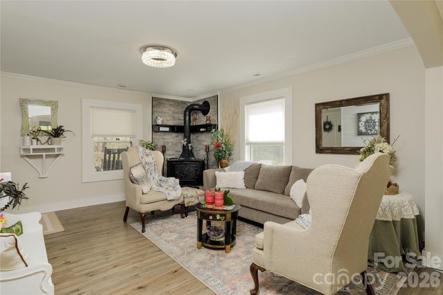 4100 S Fork Street, Hickory, NC 28602