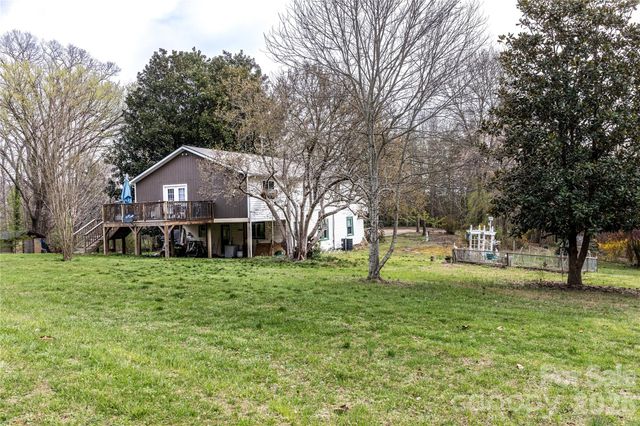 4100 S Fork Street, Hickory, NC 28602