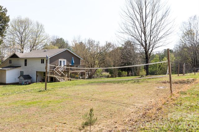4100 S Fork Street, Hickory, NC 28602