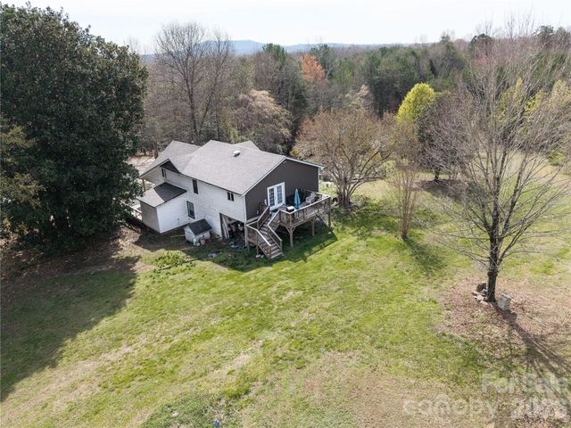 4100 S Fork Street, Hickory, NC 28602