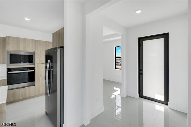 459 Windsor AVE S, Lehigh Acres, FL 33974