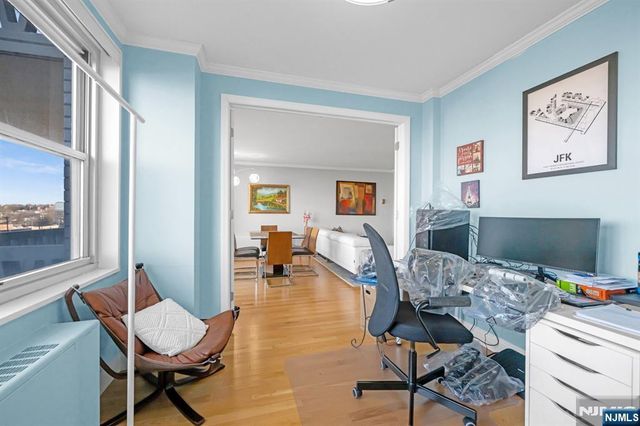 2000 Linwood Avenue 5B, Fort Lee, NJ 07024