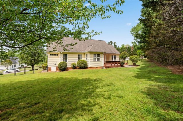 103 Stone Meadow Way, Easley, SC 29642