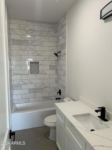 28804 N Edwards Road, San Tan Valley, AZ 85143