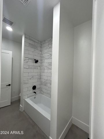 28804 N Edwards Road, San Tan Valley, AZ 85143