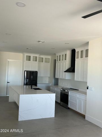 28804 N Edwards Road, San Tan Valley, AZ 85143