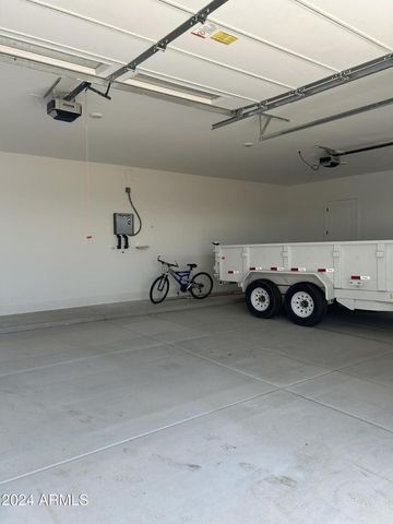 28804 N Edwards Road, San Tan Valley, AZ 85143