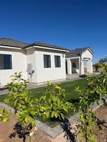 28804 N Edwards Road, San Tan Valley, AZ 85143