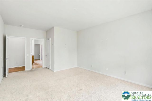 1526 Fox Lane, Upper Macungie Twp, PA 18031