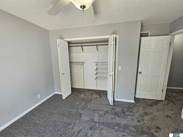 1540 Janssen Drive, Lincoln, NE 68506