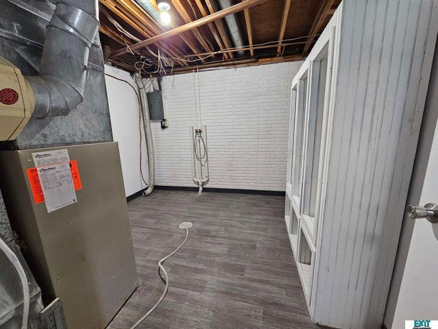 1540 Janssen Drive, Lincoln, NE 68506