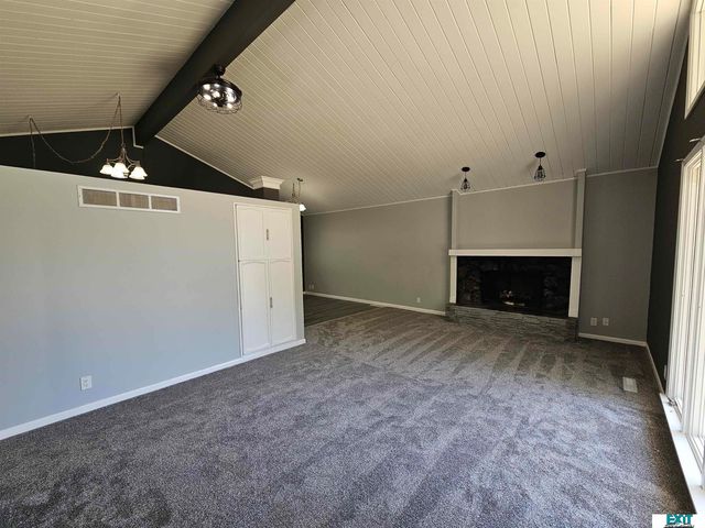 1540 Janssen Drive, Lincoln, NE 68506