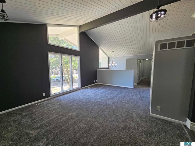 1540 Janssen Drive, Lincoln, NE 68506