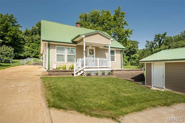 1101 Cliff Drive, Festus, MO 63028