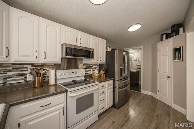 1101 Cliff Drive, Festus, MO 63028