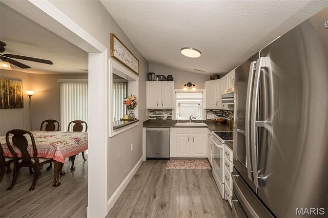1101 Cliff Drive, Festus, MO 63028