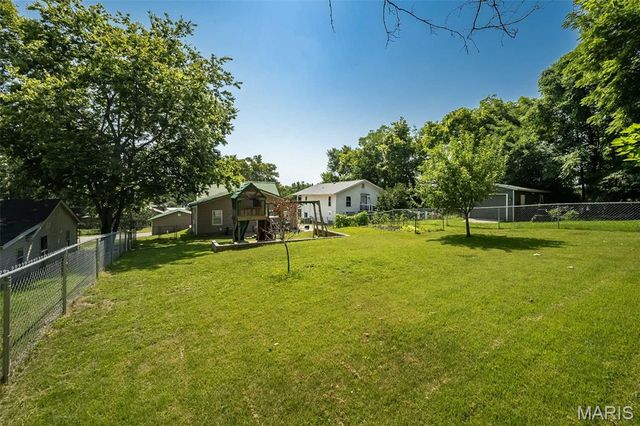 1101 Cliff Drive, Festus, MO 63028