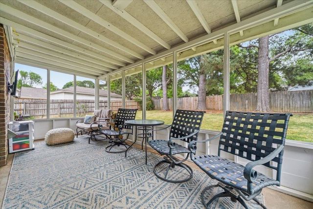 1070 GREENVIEW ROAD RD, Collierville, TN 38017