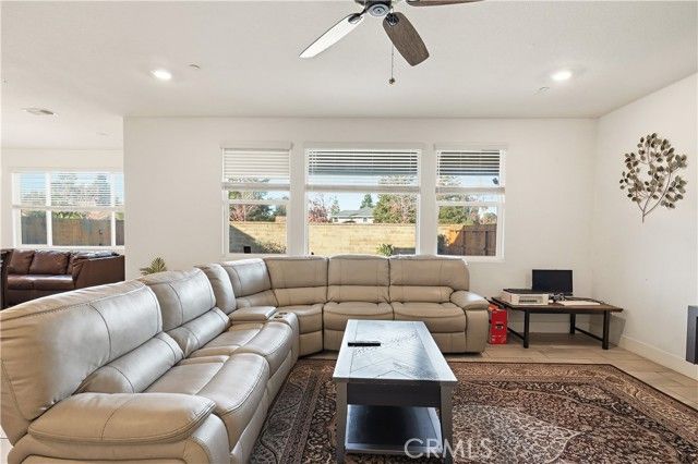 2367 Explorador, Merced, CA 95340