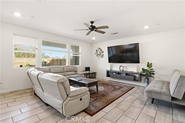 2367 Explorador, Merced, CA 95340